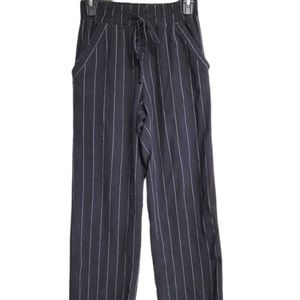 Junior’s Sienna Sky Size Medium Striped Pants